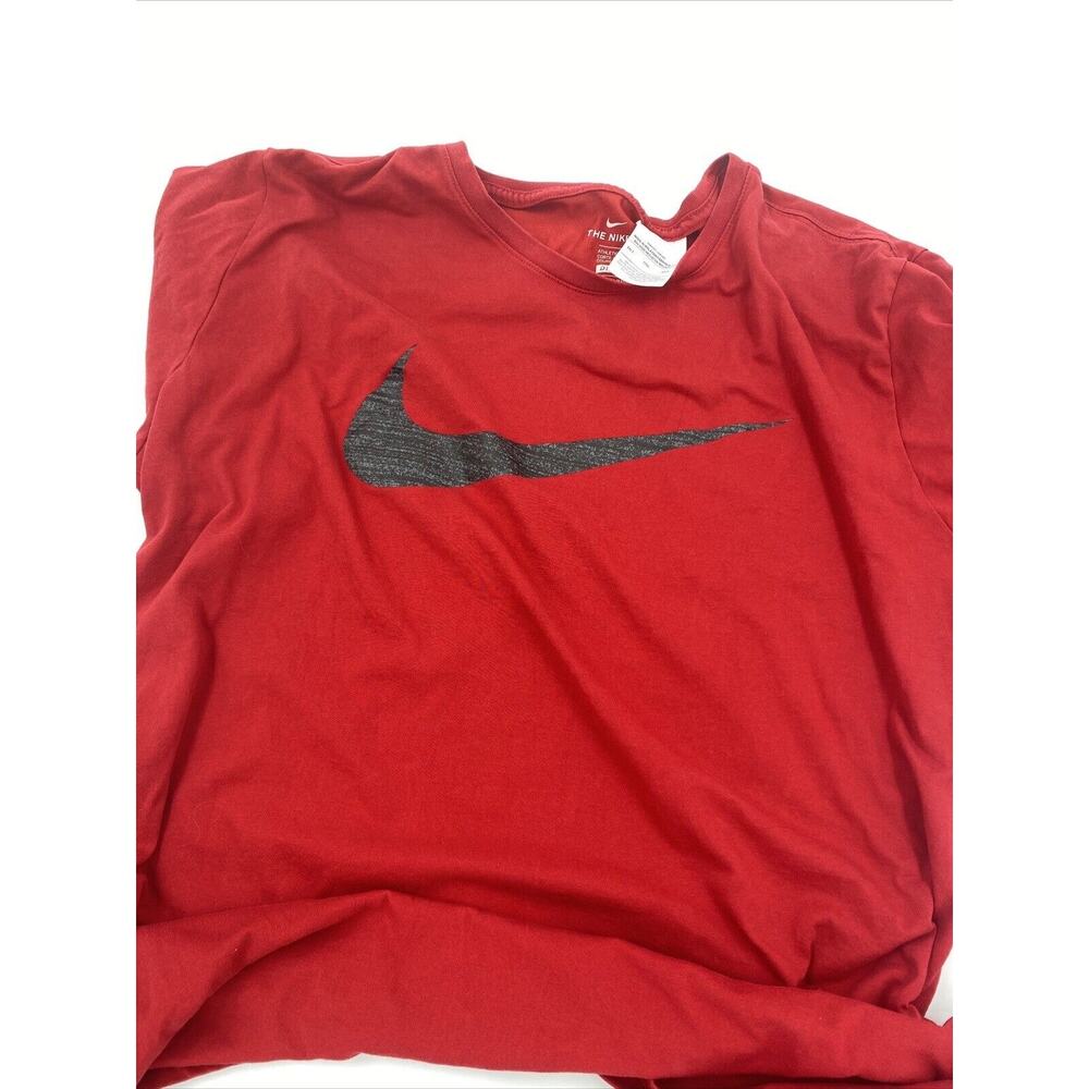 The Nike Tee Dri Fit T Shirt 2XL RED P1